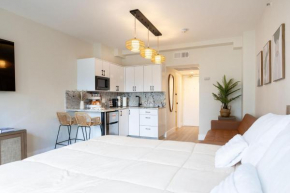 Beach Front Beautiful New Apartment with Pool